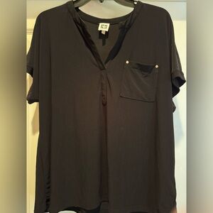 Anne Klein Black Short Sleeve V-Neck Top